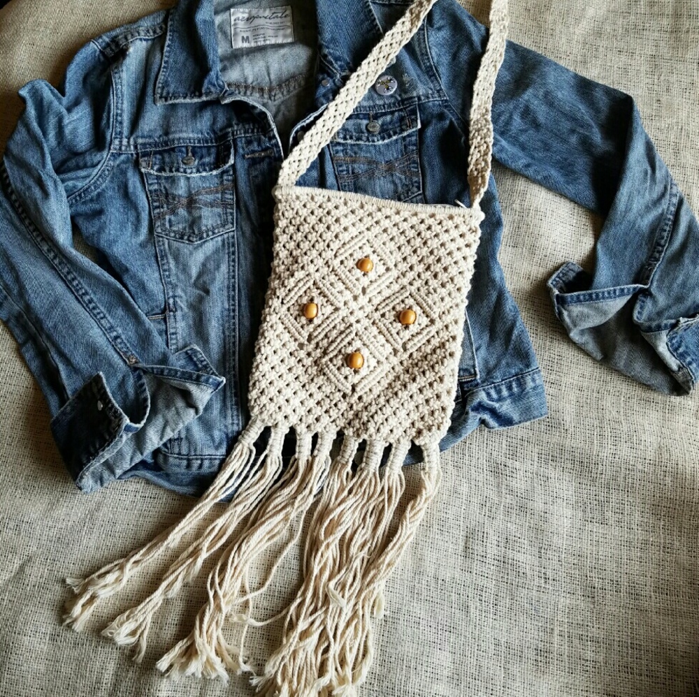 Vintage Macrame Shoulder Bag with Bamboo Beads